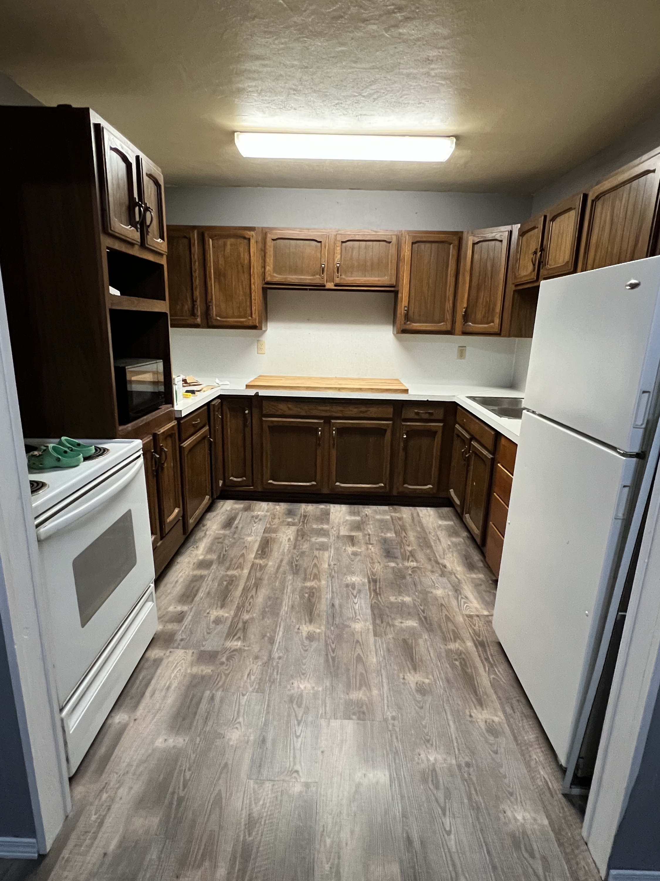 102 2nd Ave SW - 2